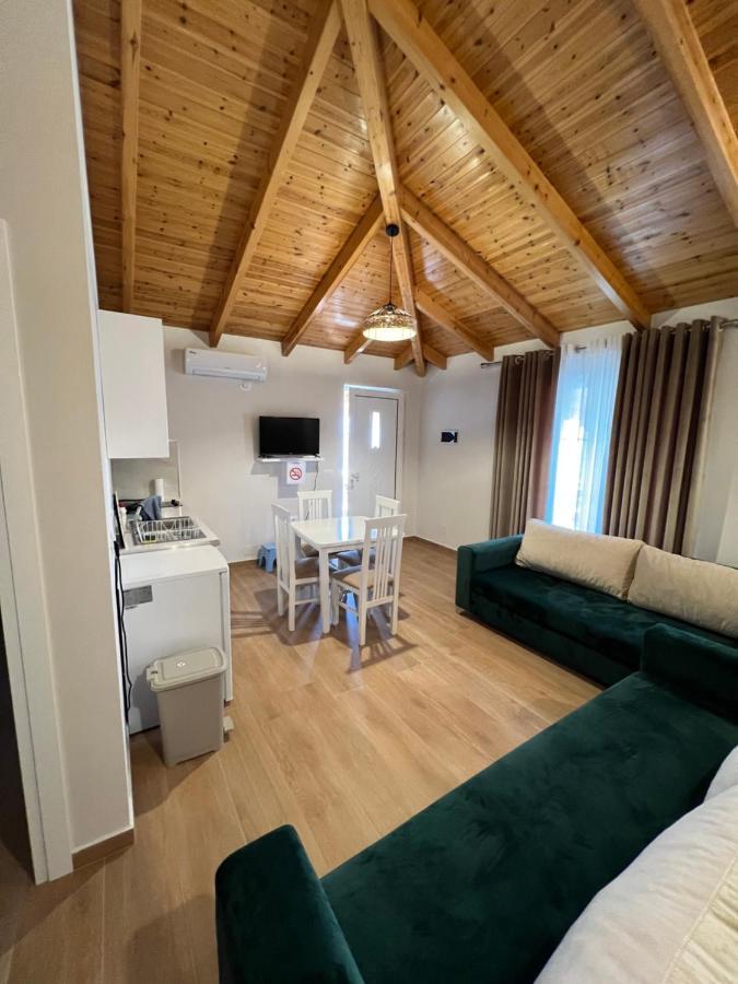 Amazing Familiar Apartments And Rooms Sarandë Exterior foto