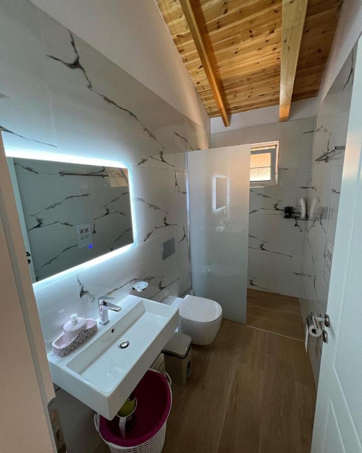 Amazing Familiar Apartments And Rooms Sarandë Exterior foto