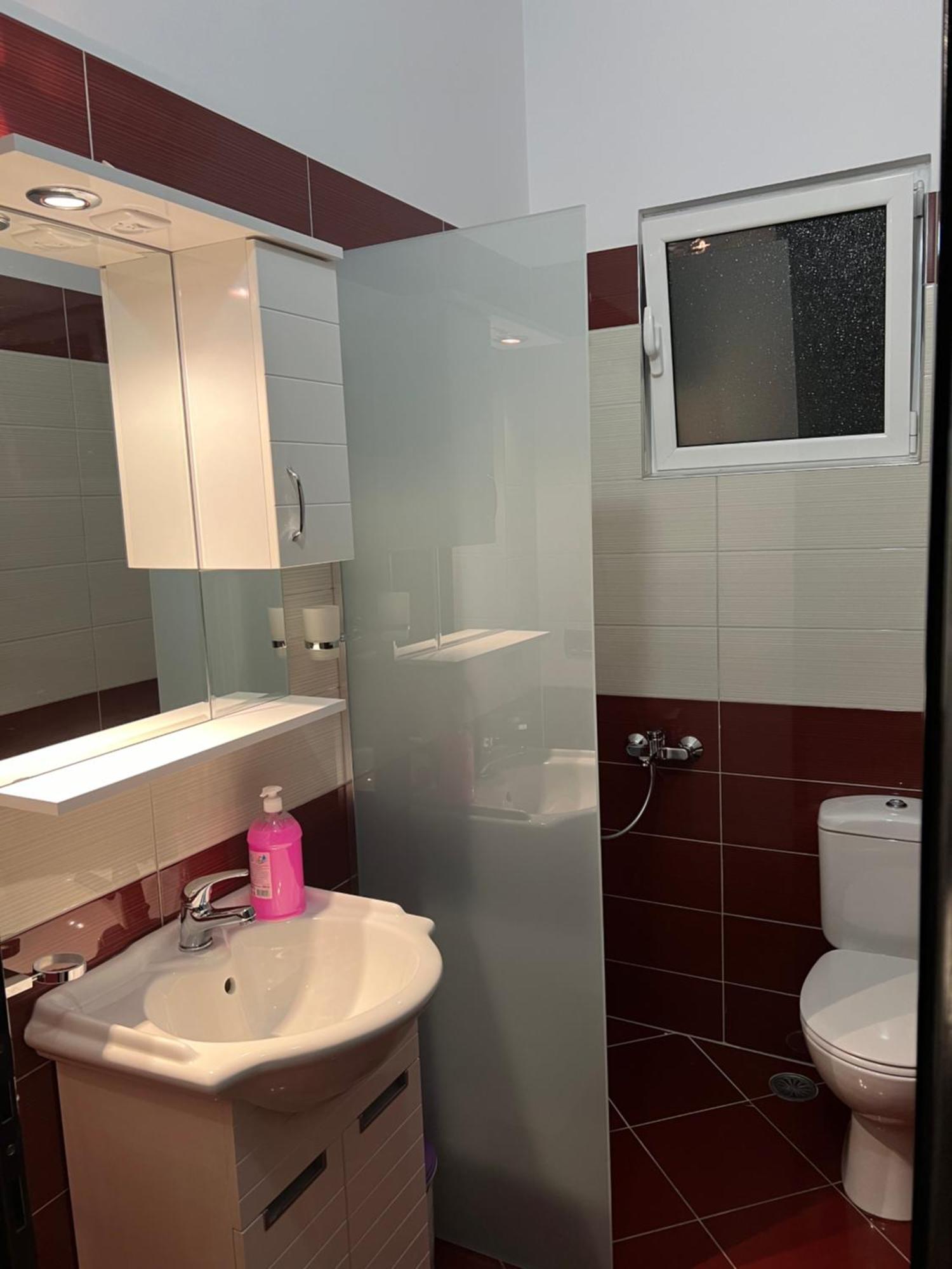 Amazing Familiar Apartments And Rooms Sarandë Exterior foto