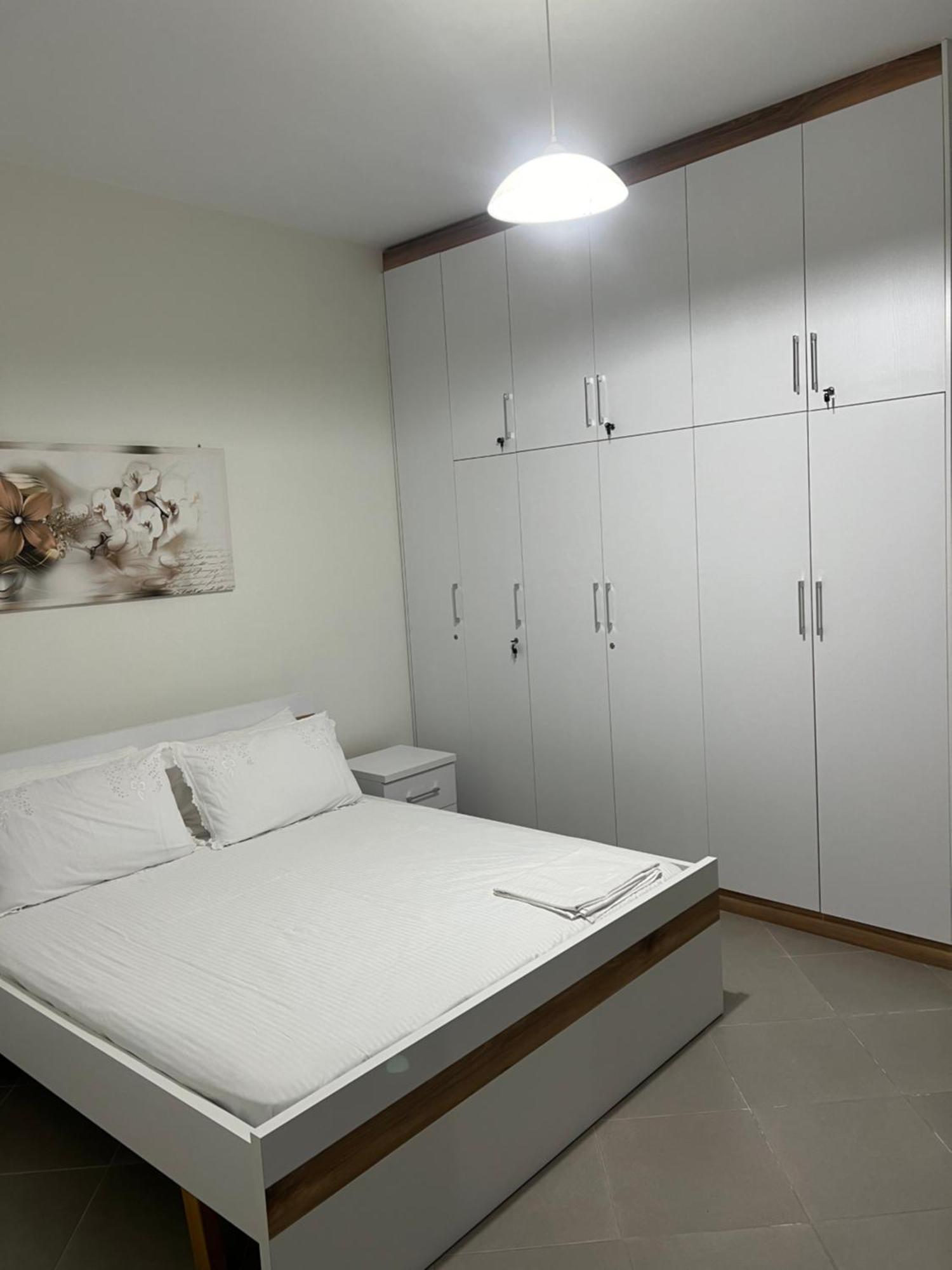 Amazing Familiar Apartments And Rooms Sarandë Exterior foto